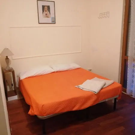 Casa Vacanze Via San Pardo Bed & Breakfast