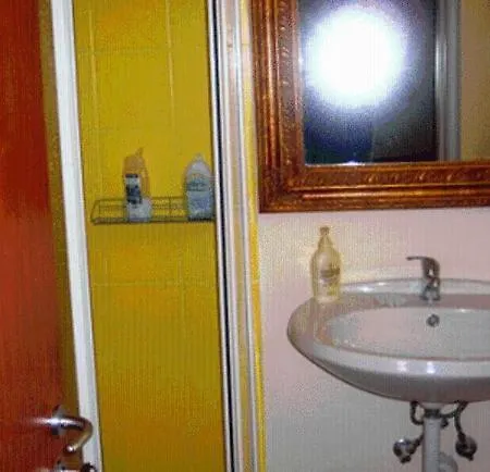 Casa Vacanze Via San Pardo Bed & Breakfast