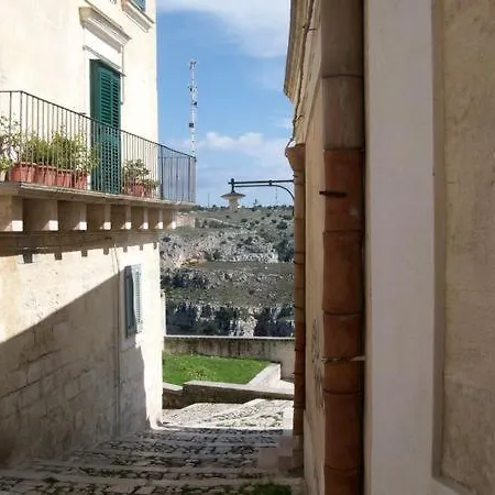 Casa Vacanze Via San Pardo Bed & Breakfast Matera